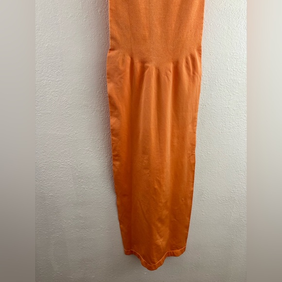 Wishlist Fitted ribbing at the waist strapless orange body shape dress size S - Picture 4 of 8